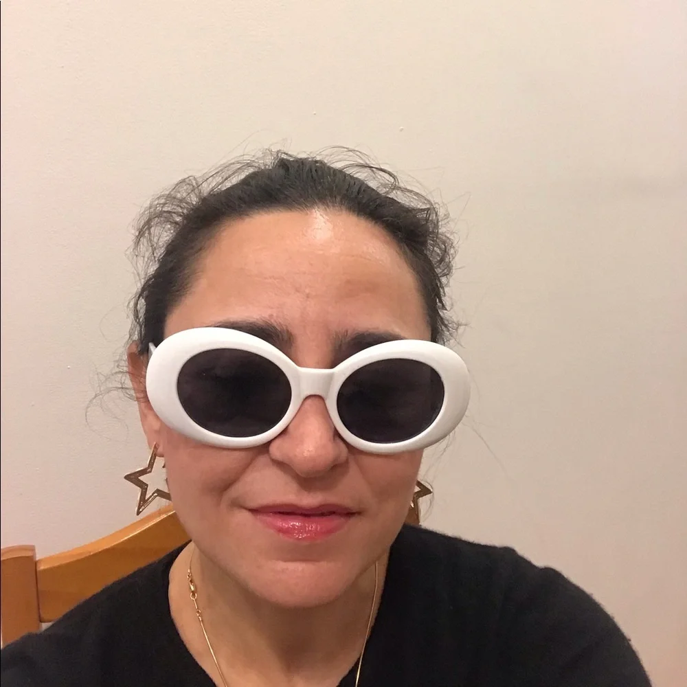 Francesca’s Collection White Frame Fashion Sunglasses